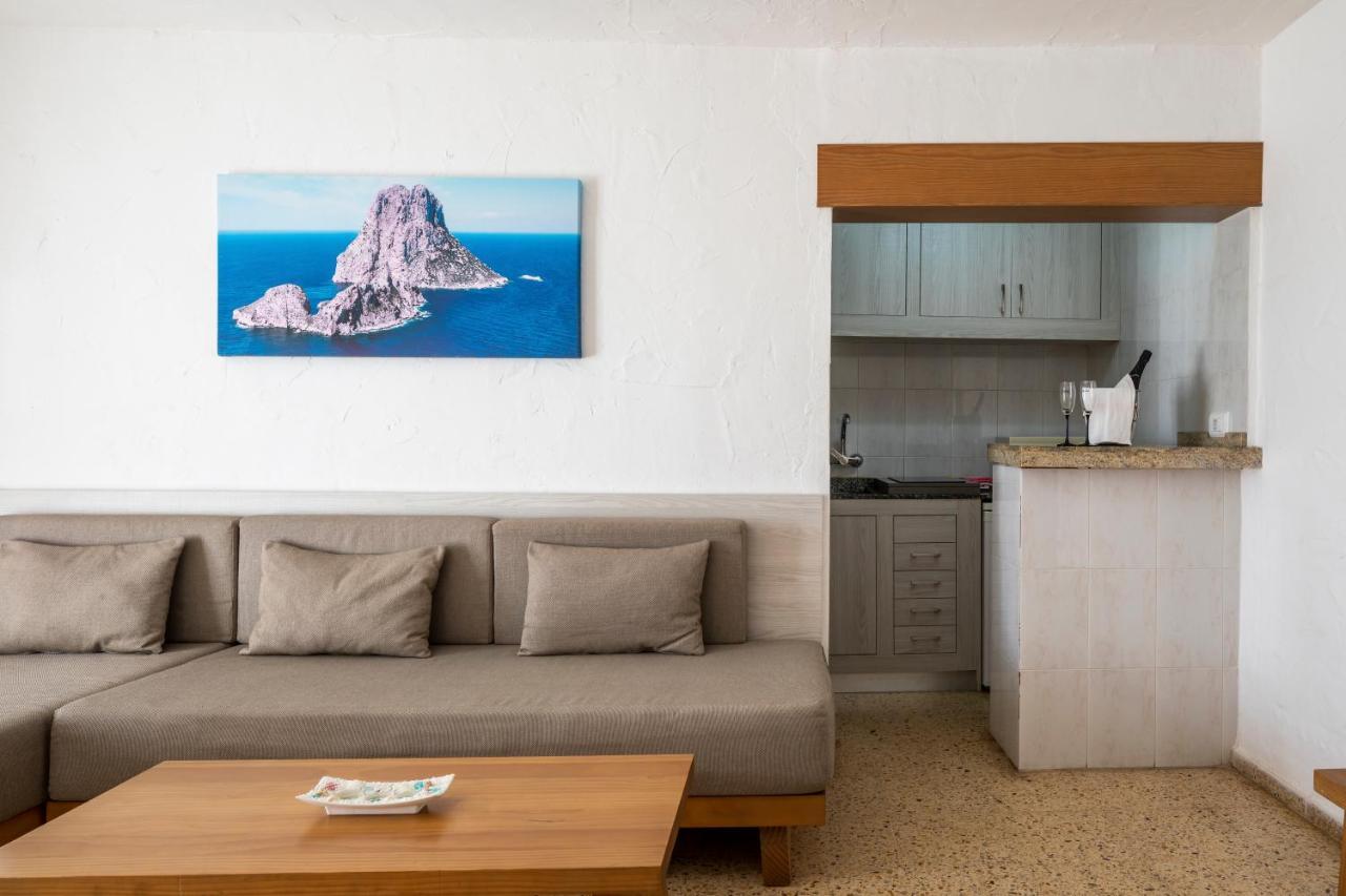 Apartamentos El Moro San Antonio  Luaran gambar