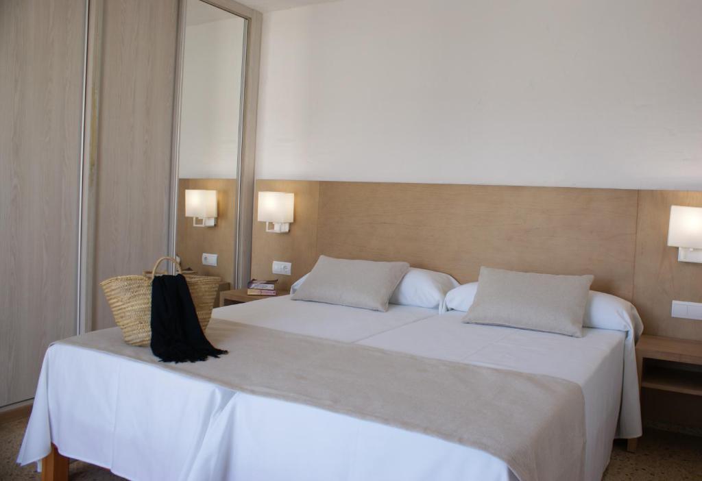 Apartamentos El Moro San Antonio  Luaran gambar